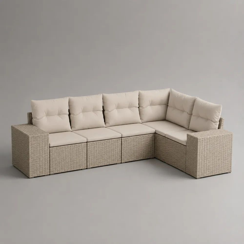 Set divano angolare da giardino a 4 posti in polyrattan beige con cuscini crema, 243 x 181 x 73 cm