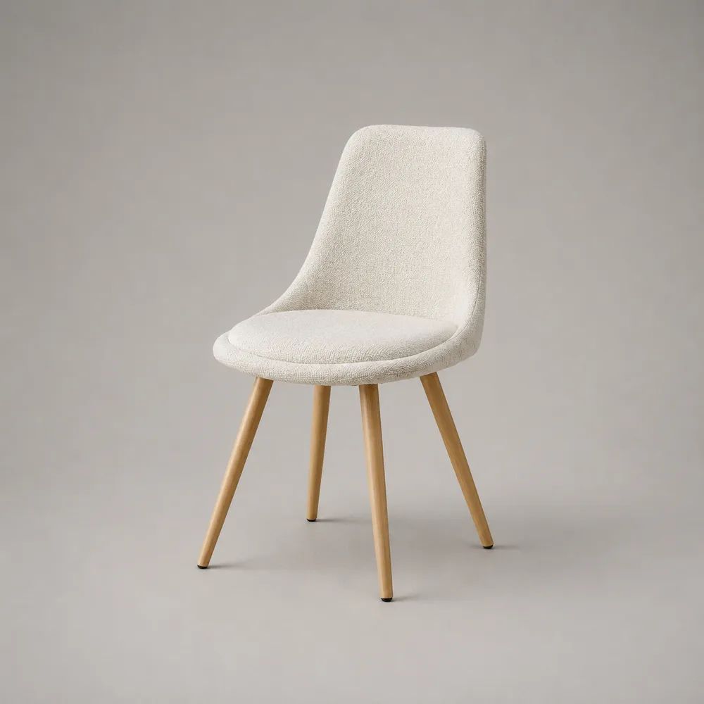 Sedia da pranzo imbottita in tessuto bouclé con gambe in legno, crema e naturale, 49 x 56 x 84 cm